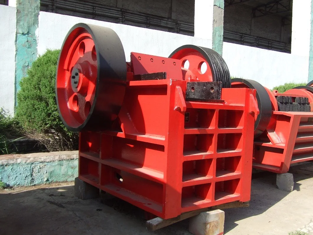 High Capacity European V-Type Primary Jaw Crusher